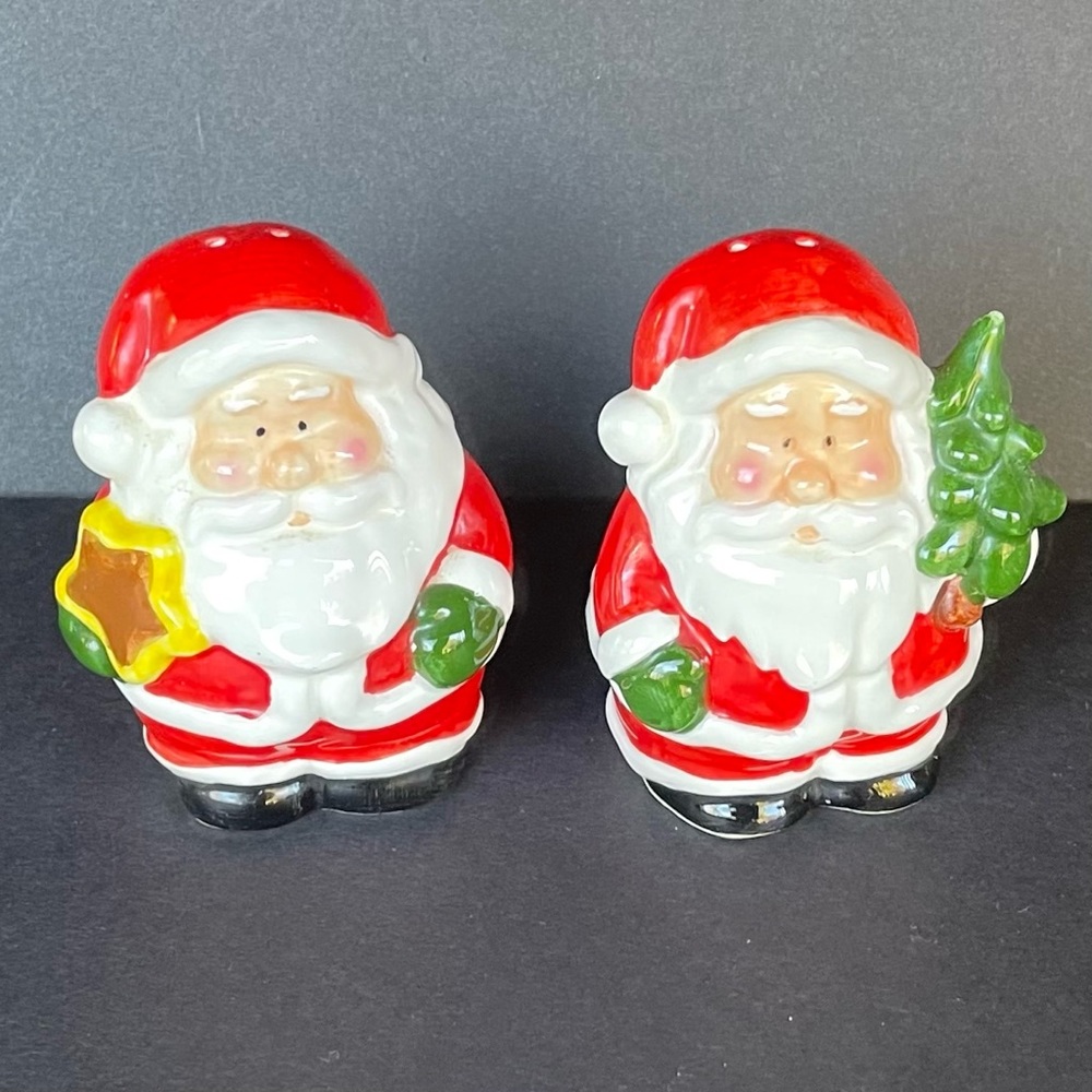 Santa Salt and Pepper Shakers